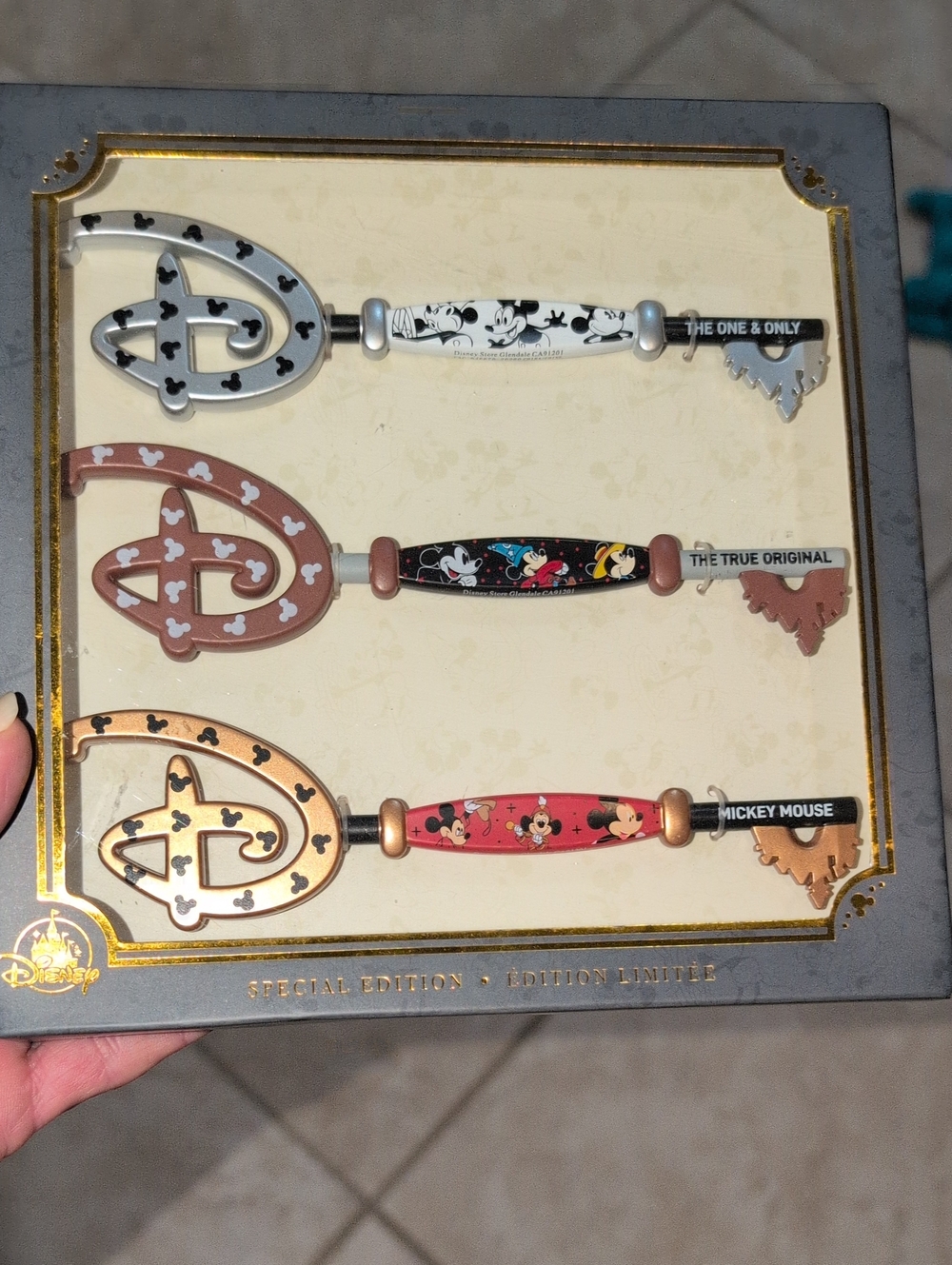 Disney 2021 Mickey Mouse Decorative Collector Keys NWT
